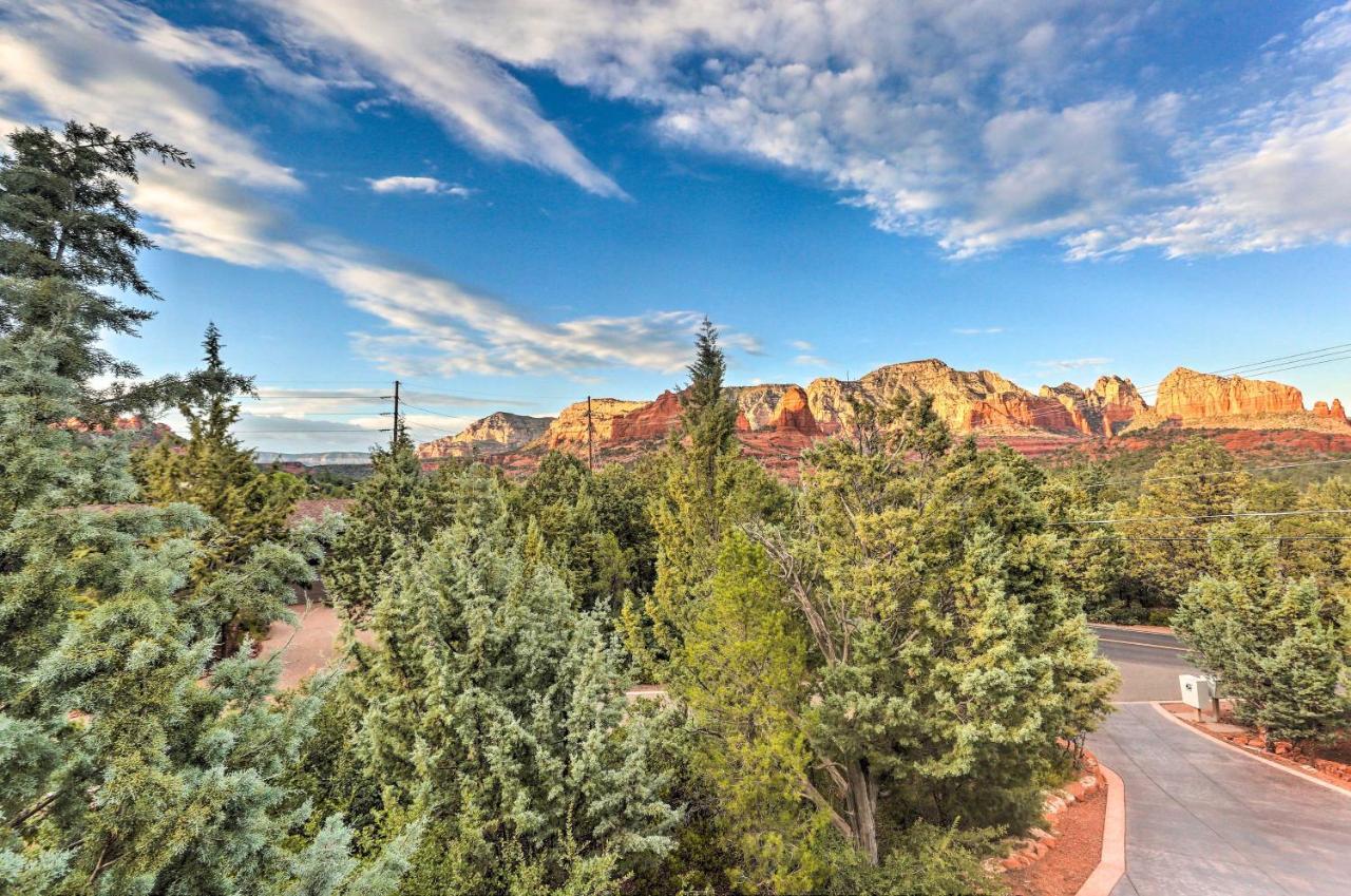 Sedona Couples Retreat With Patio Walk To Trails!アパートメント エクステリア 写真